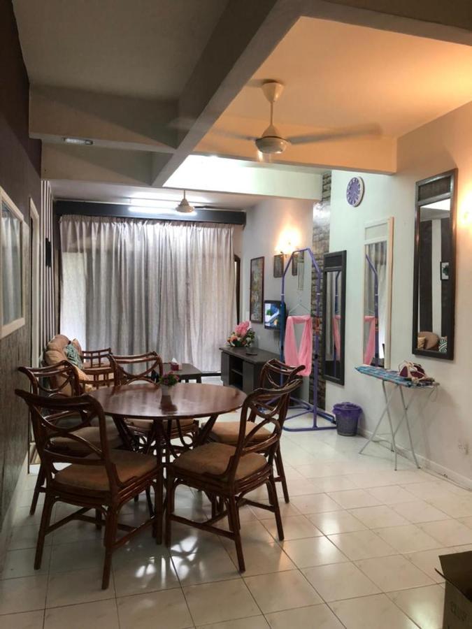 Seri Lagenda Apartment Kuah Exterior photo
