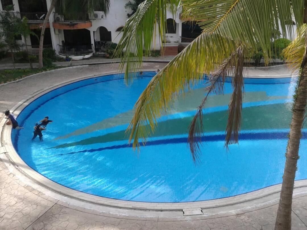 Seri Lagenda Apartment Kuah Exterior photo